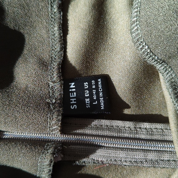 Shein skirt in color army green - L - Picture 4 of 5